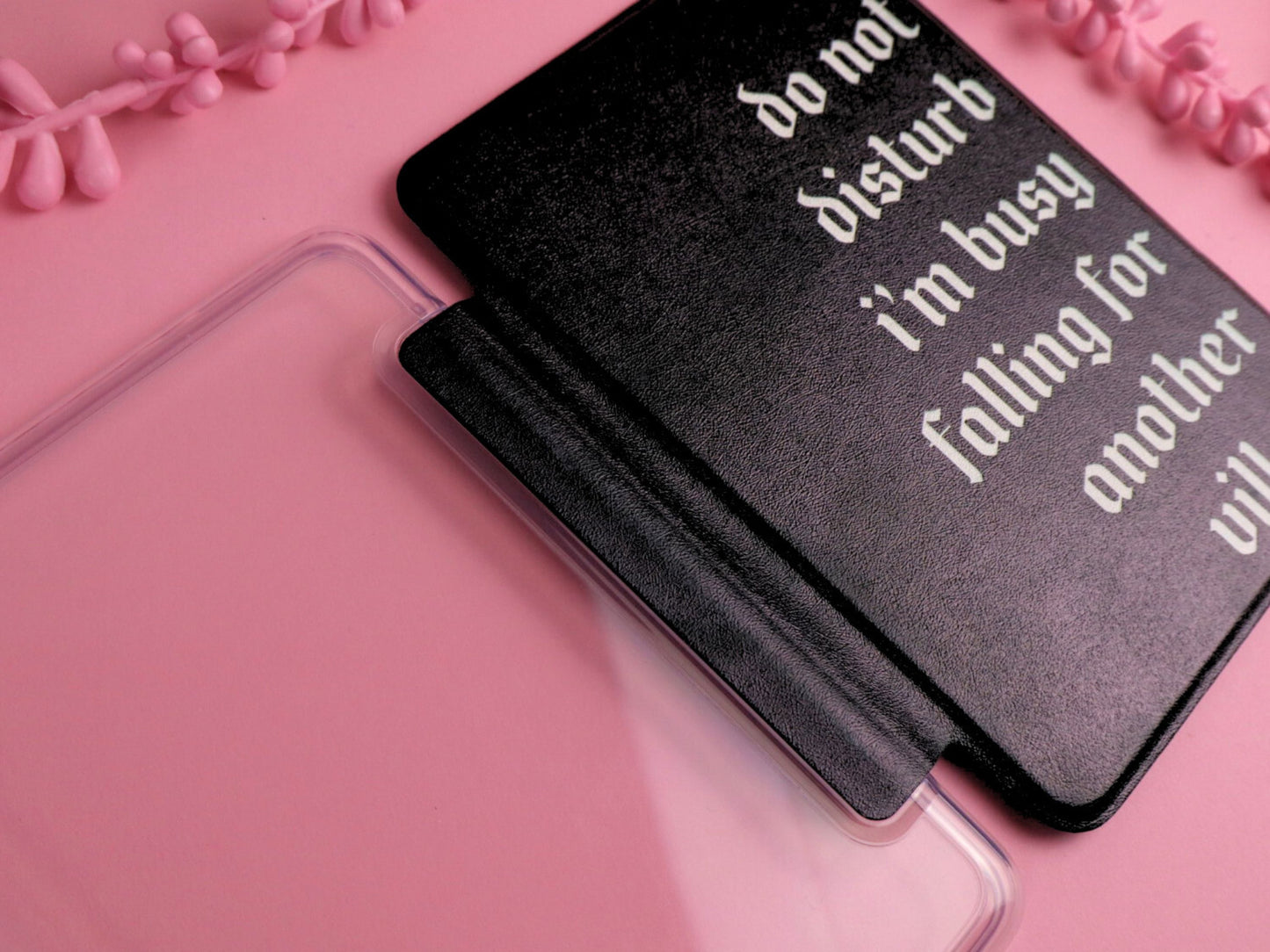 black kindle and kobo case villain dark romance romantasy booktok