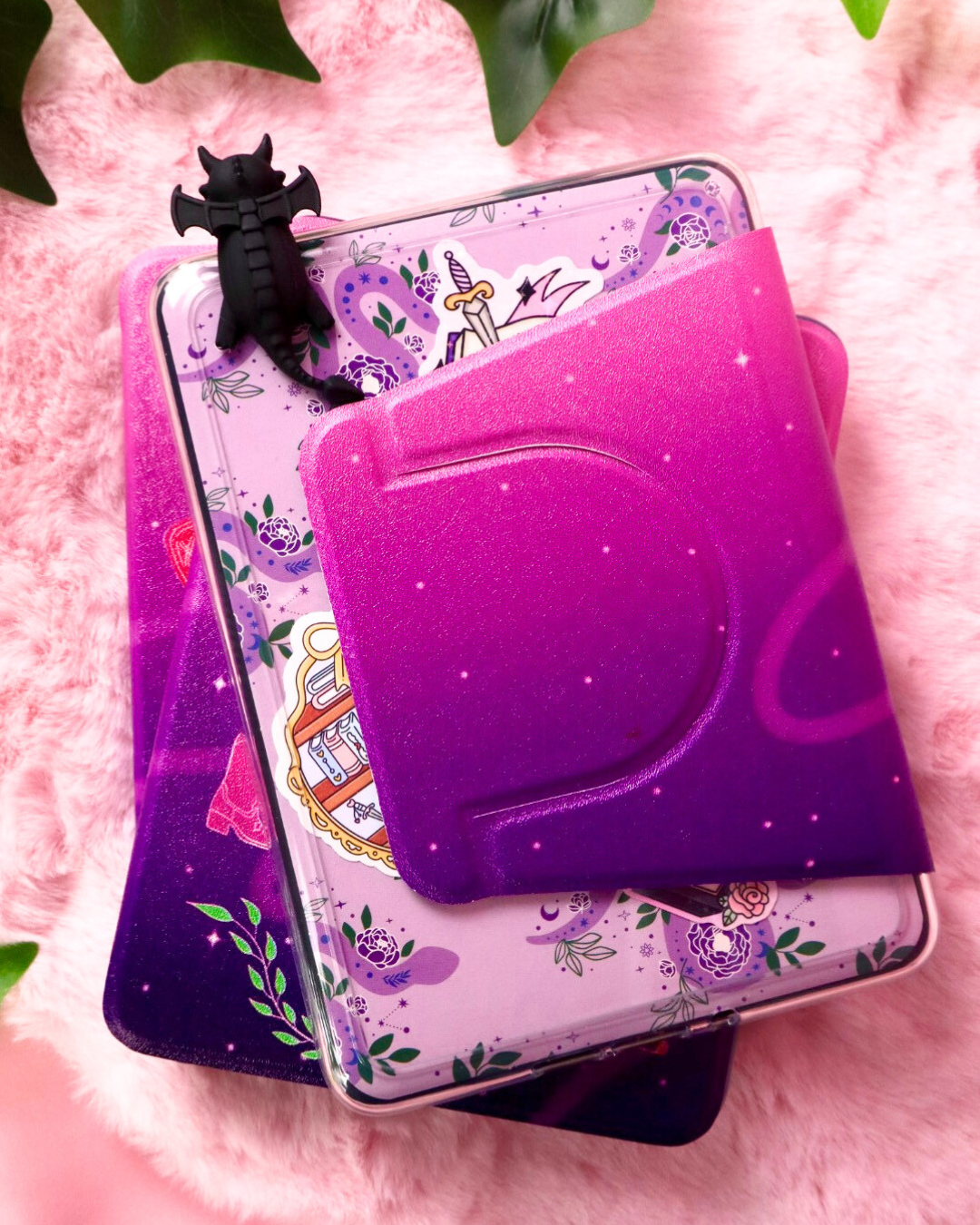 Magnetic Kindle Case Trope Streets with Detachable Cover