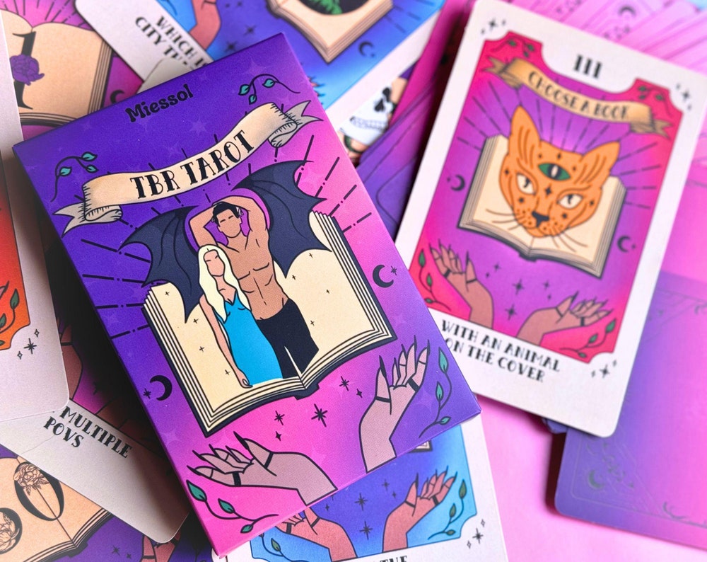 Card game for picking next book, TBR Tarot Cards