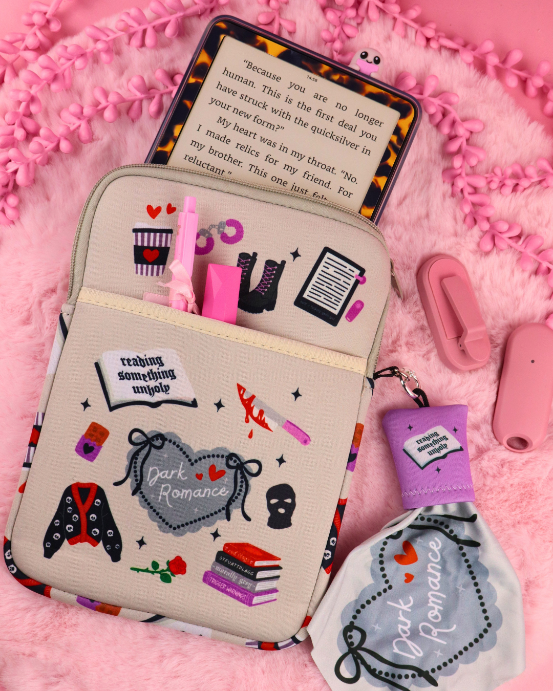 kindle sleeve, booktok gift, bookish gift for readers, dark romance merch, romantasy gift, booktok, bookstagram, kindle pouch, kindle sleeve, kobo sleeve, kobo case, bookish gift