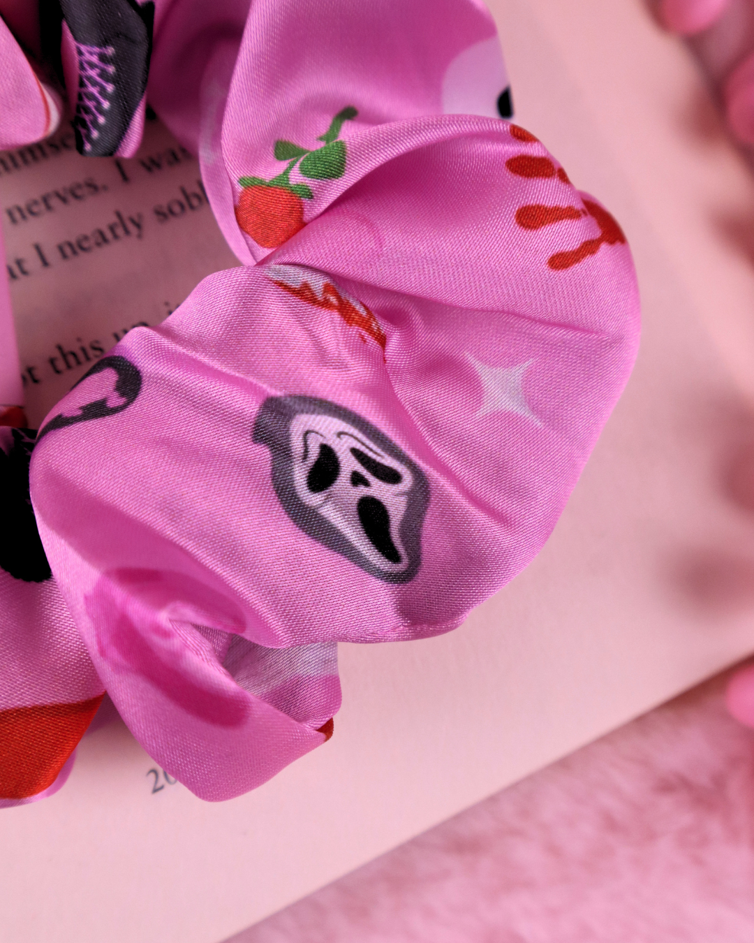scrunchie fro dark romance readers and lovers of spicy and smut books 