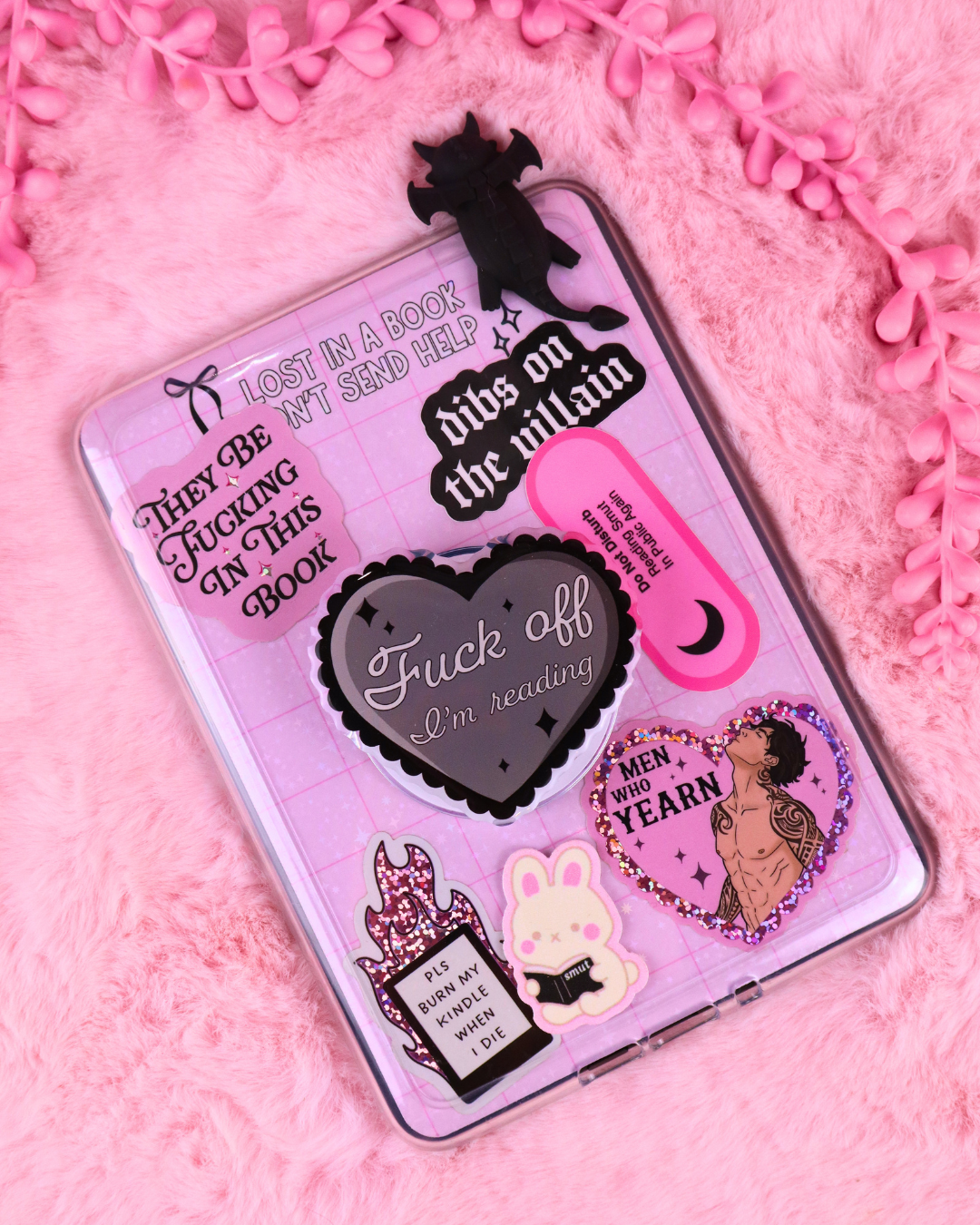Fuck Off I’m Reading magnetic pop grip for book lovers, a funny bookish accessory for phones, Kindles and e-readers.