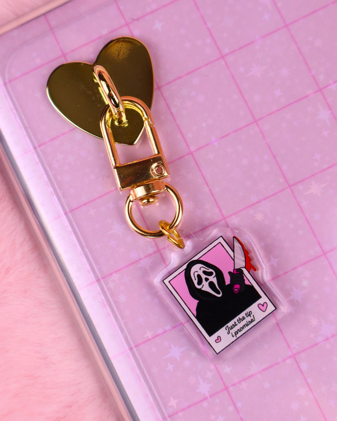 masked men kindle charm, usb, kindle grip, bookish gift, cute phone grip, bookish merch, book lover gift, kindle and kobo grip, kindle accessories, villain lovers, enemies to lovers, booktok, dark romance, romantasy, e-reader accessories, kindle charm, bookish gift, ereader must haves