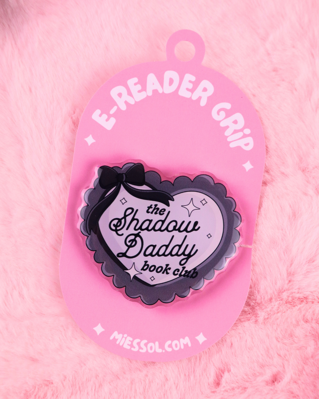 shadow daddy book club, rhysand, xaden riorson, kingfisher, actor, fourth wing, quicksilver bookish merch kindle grip, romantasy readers, romantasy, acotar, Sarah j maas, accessories, kindle decor, cute gift for booklovers